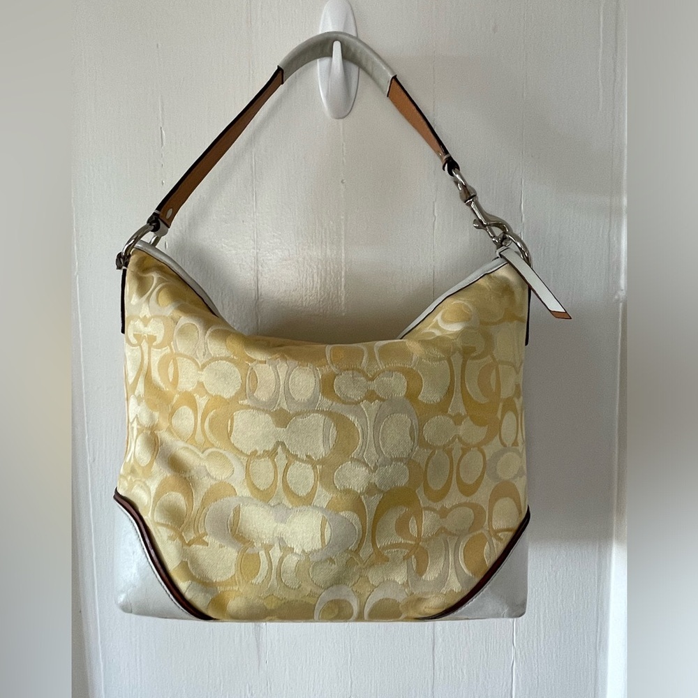 Coach Vintage Y2K Signature Optic Hobo White And Yellow Buttercream Bag